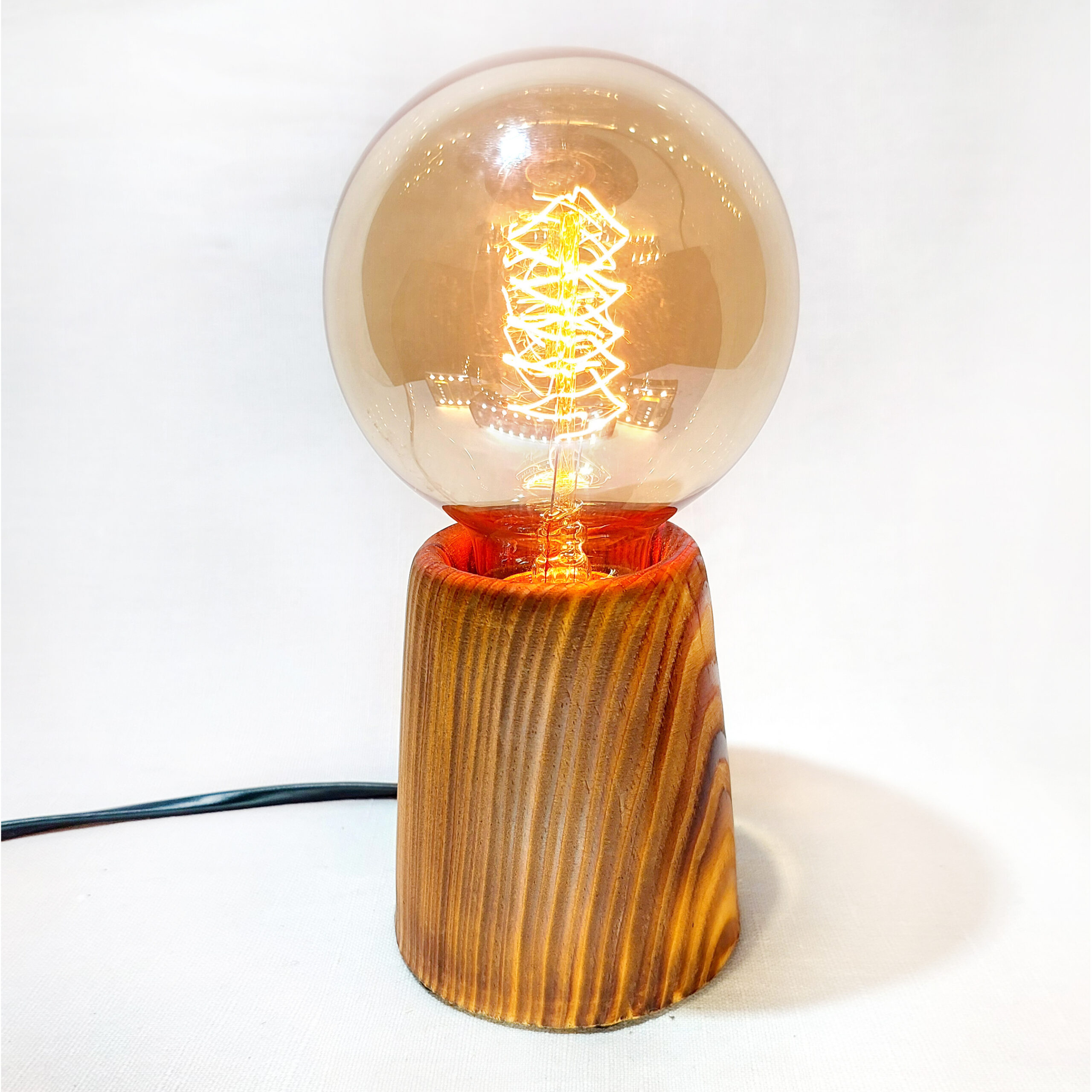 Настільний світильник з напівтемної сосни з лампою Едісона G80