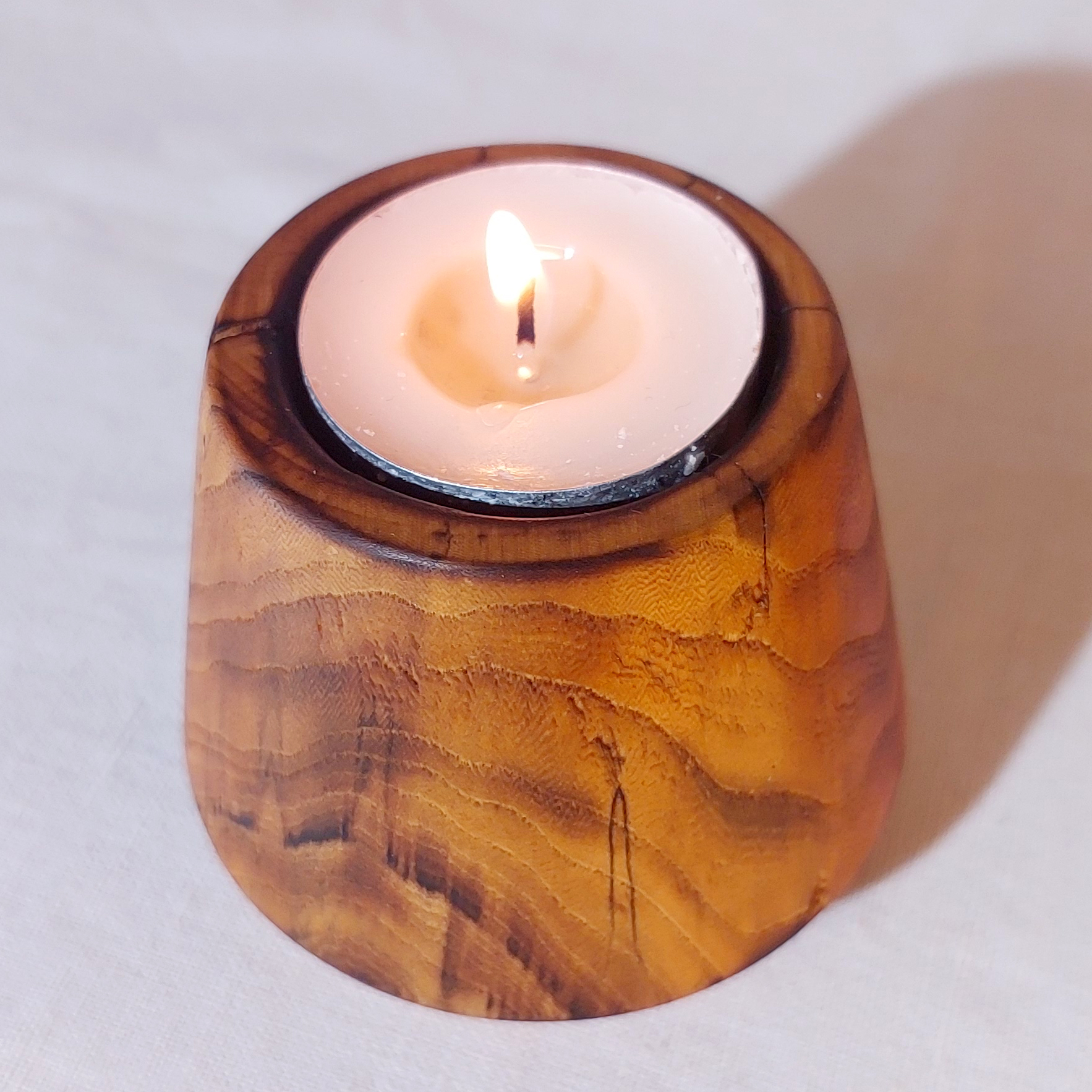 Підсвічник та чайная свічка