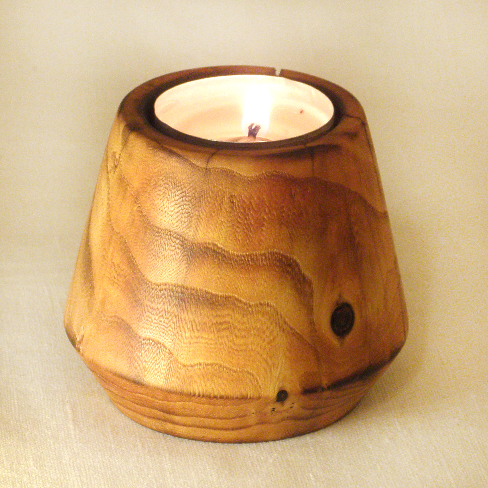 Підсвічник з ясеня універсальний