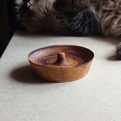 Свічник з ясеню